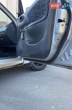 Седан Daewoo Lanos 2004 в 