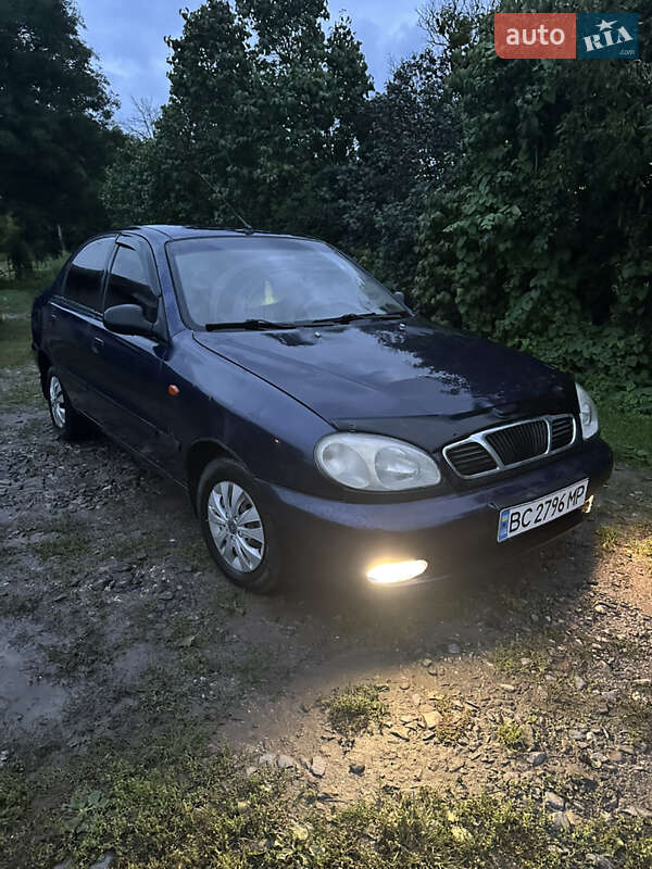 Седан Daewoo Lanos 2003 в Львове