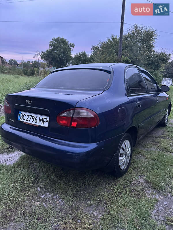 Седан Daewoo Lanos 2003 в Львове