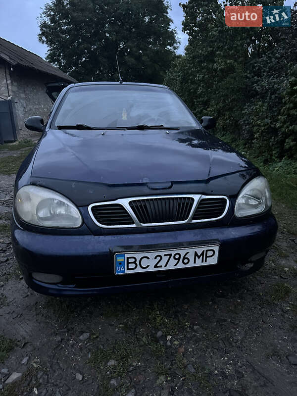 Седан Daewoo Lanos 2003 в Львове