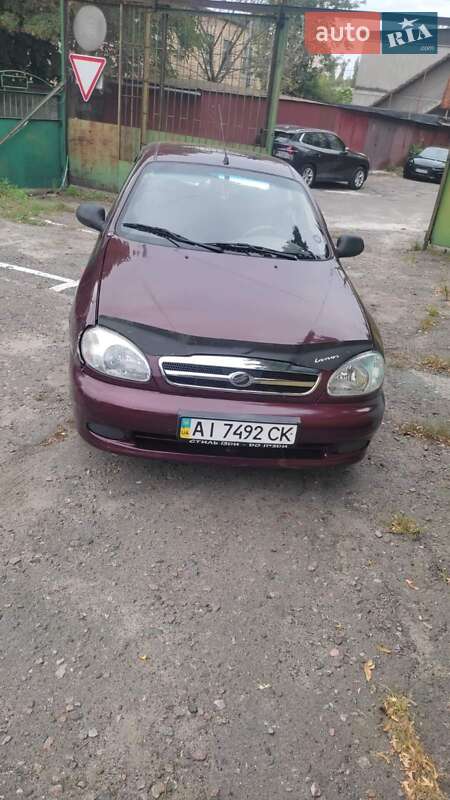 Седан Daewoo Lanos 2010 в Киеве