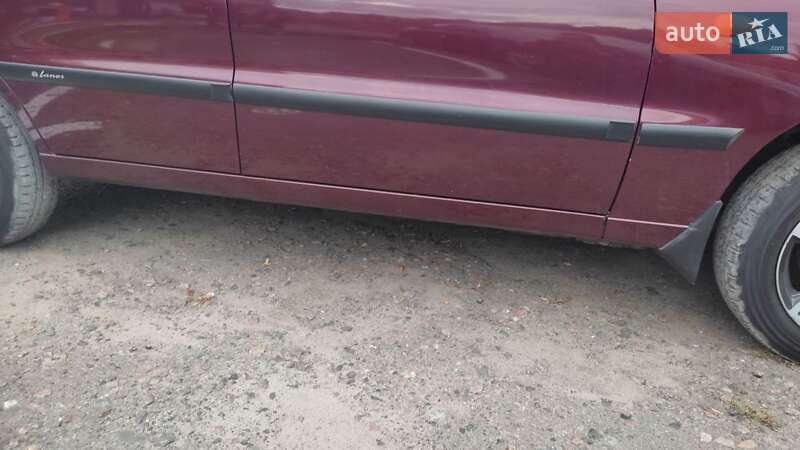 Седан Daewoo Lanos 2010 в Киеве