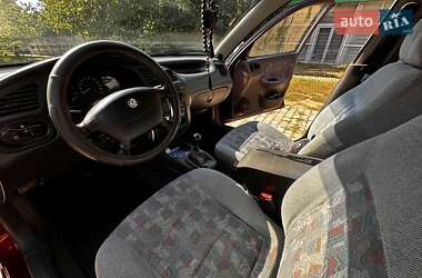 Седан Daewoo Lanos 2002 в 