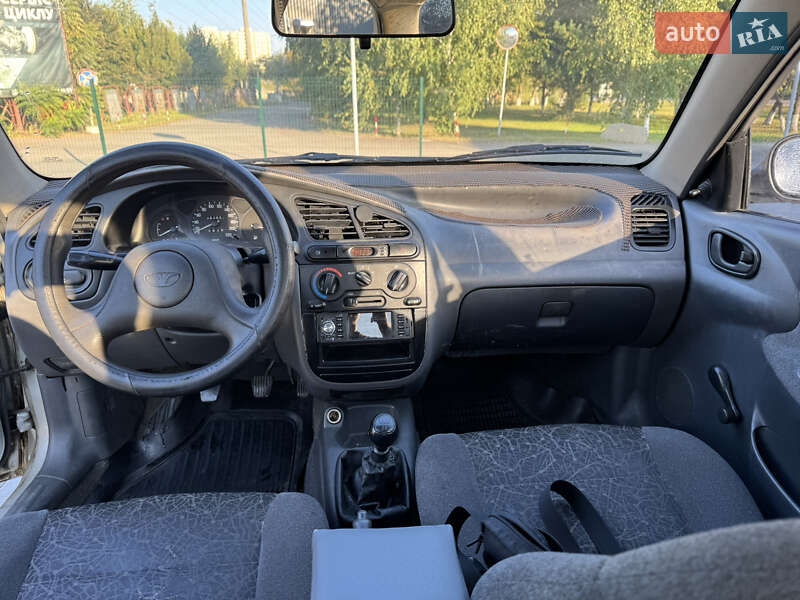 Седан Daewoo Lanos 2005 в Киеве фото 12 Седан Daewoo Lanos 2005 в Киеве