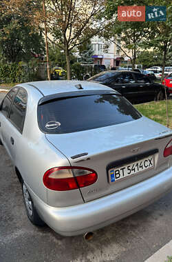 Седан Daewoo Lanos 2002 в 