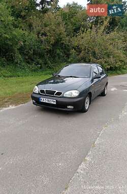 Седан Daewoo Lanos 1998 в 