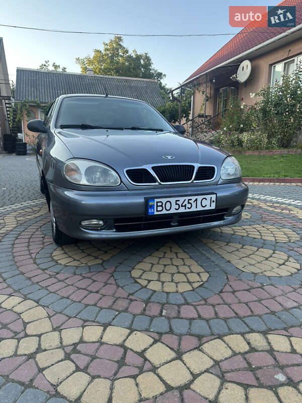 Седан Daewoo Lanos 2008 в Чернівцях