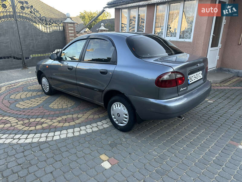 Седан Daewoo Lanos 2008 в Чернівцях