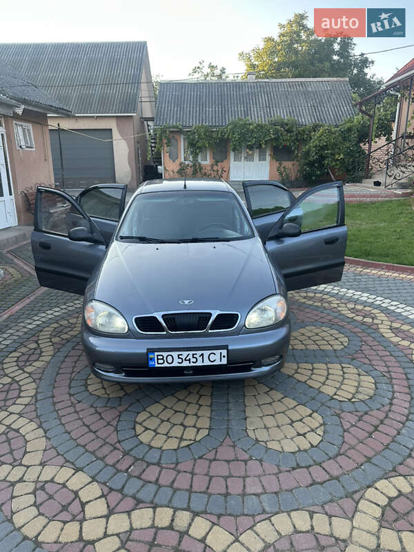 Седан Daewoo Lanos 2008 в Чернівцях