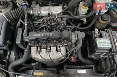 Седан Daewoo Lanos 2004 в 