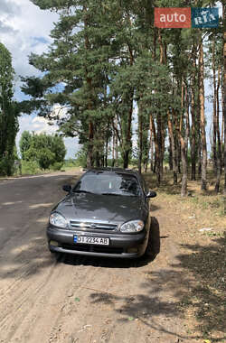 Седан Daewoo Lanos 2011 в Кропивницком