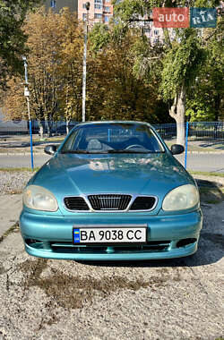 Седан Daewoo Lanos 1998 в 