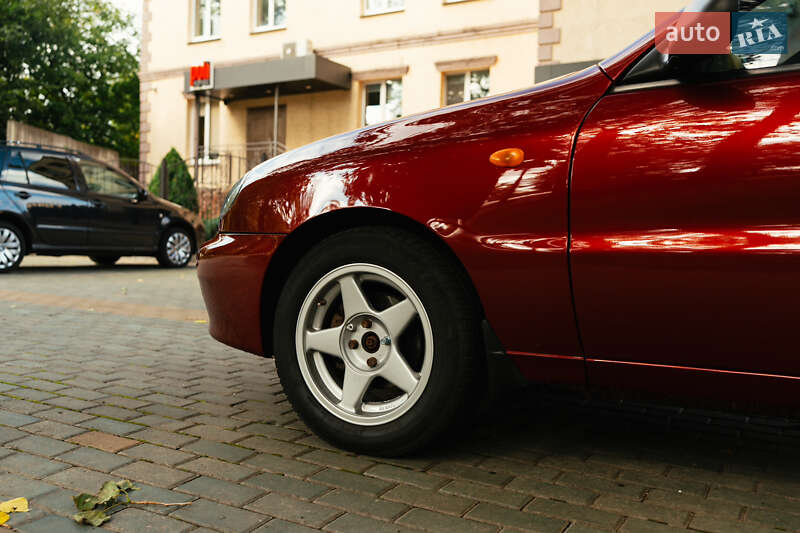 Седан Daewoo Lanos 2004 в Хмельницком