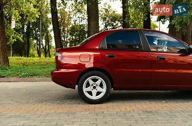 Седан Daewoo Lanos 2004 в 