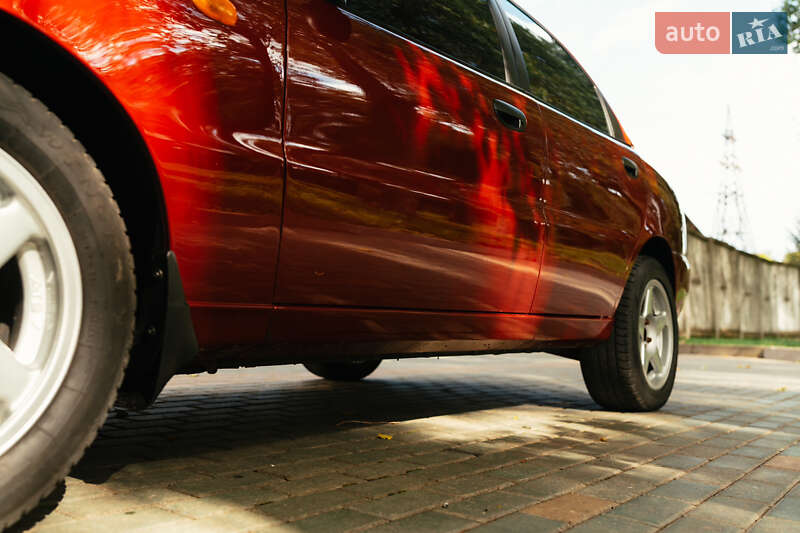 Седан Daewoo Lanos 2004 в Хмельницком