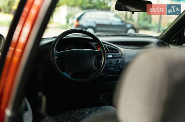 Седан Daewoo Lanos 2004 в 
