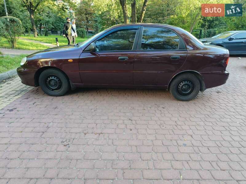 Седан Daewoo Lanos 2010 в Киеве фото Седан Daewoo Lanos 2010 в Киеве
