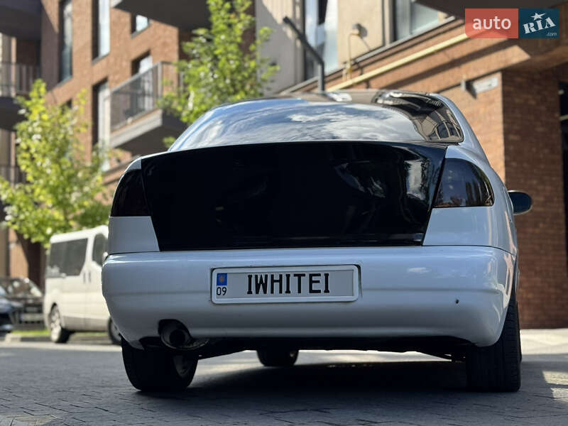 Седан Daewoo Lanos 2003 в Львові