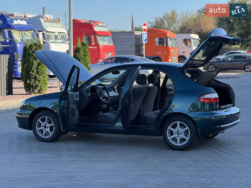 Хэтчбек Daewoo Lanos 2004 в Одессе