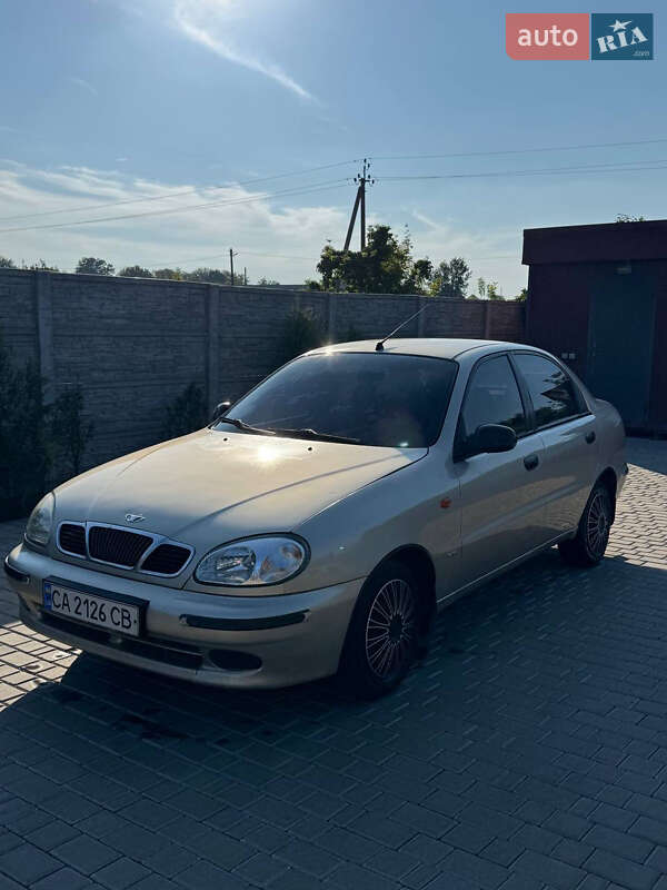 Седан Daewoo Lanos 2004 в Городище