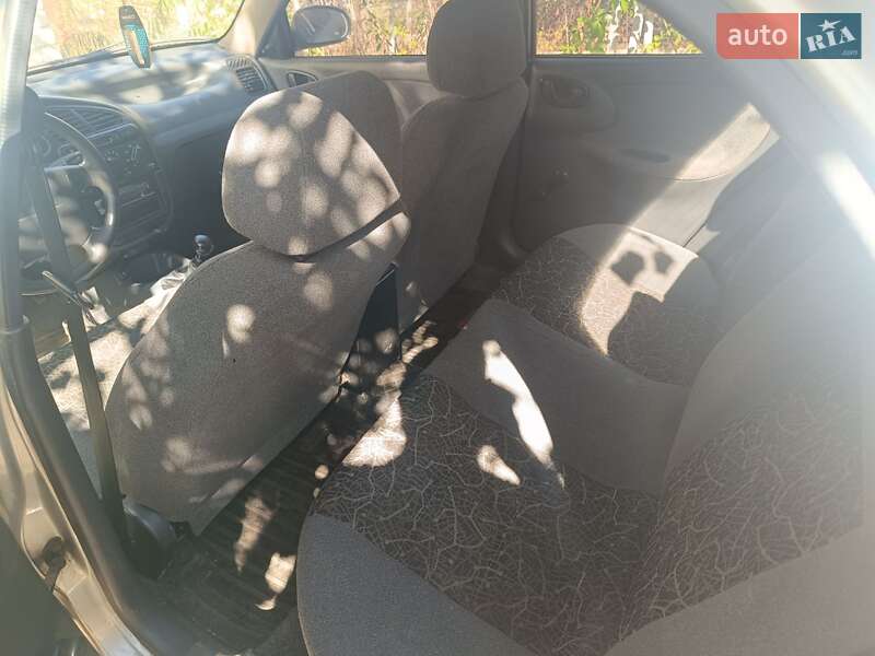 Седан Daewoo Lanos 2006 в Чигирине
