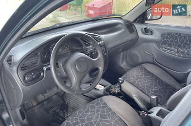 Седан Daewoo Lanos 2002 в 