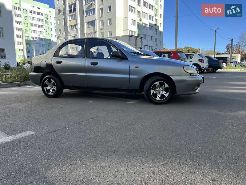 Седан Daewoo Lanos 2005 в Харькове