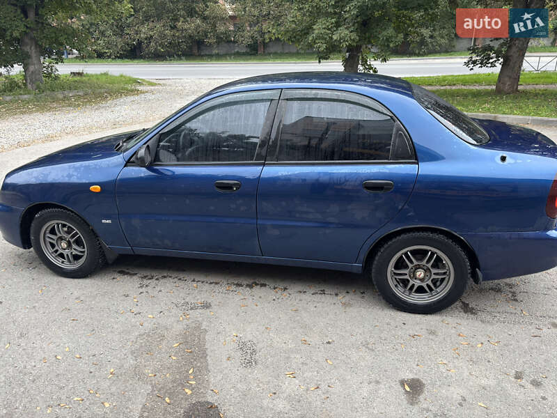 Седан Daewoo Lanos 2004 в Кам'янець-Подільському