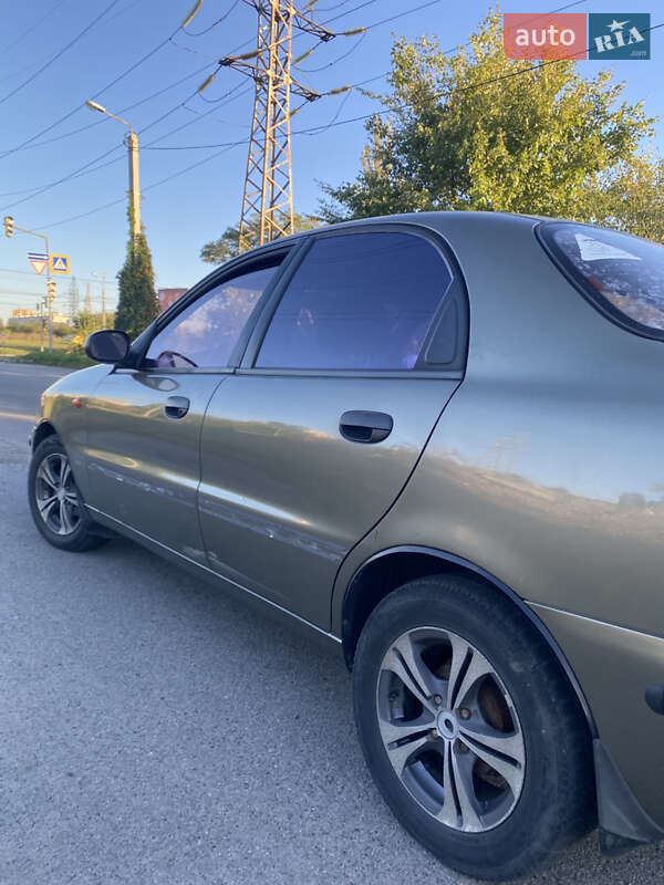 Седан Daewoo Lanos 2003 в Харькове фото 4 Седан Daewoo Lanos 2003 в Харькове