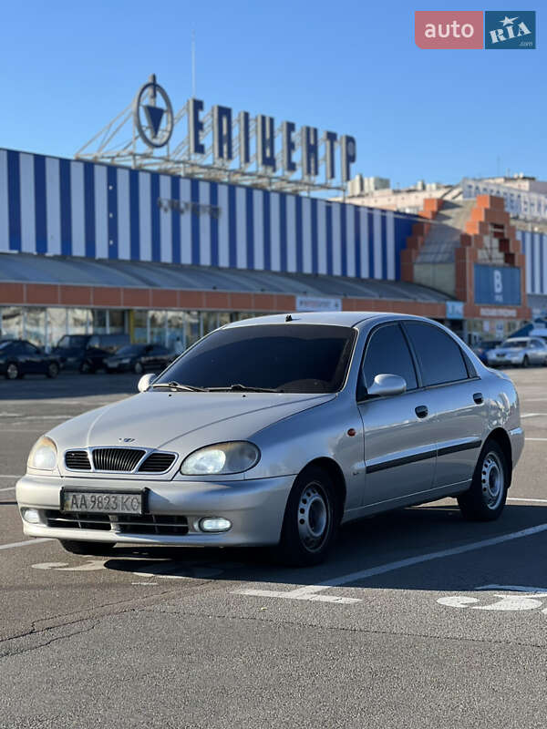 Седан Daewoo Lanos 2003 в 