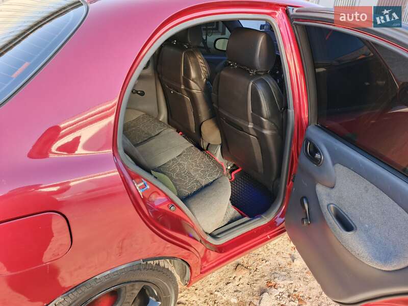 Седан Daewoo Lanos 2006 в Славуте