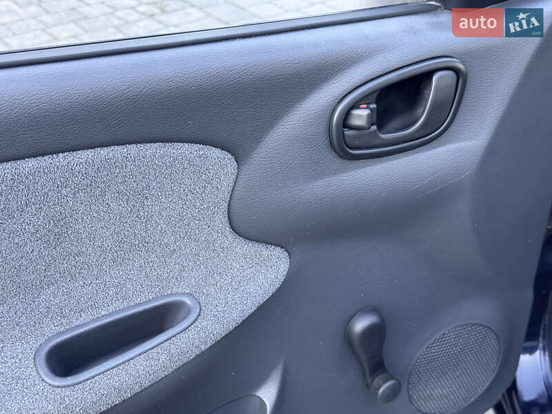 Седан Daewoo Lanos 2006 в Ивано-Франковске