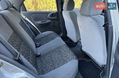Седан Daewoo Lanos 2004 в 