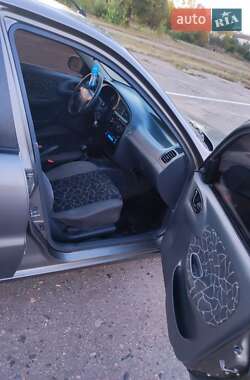 Седан Daewoo Lanos 2004 в 