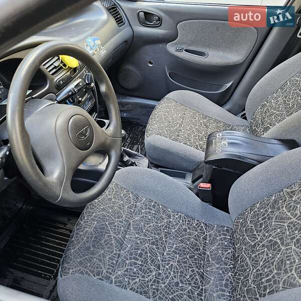 Седан Daewoo Lanos 2005 в Киеве