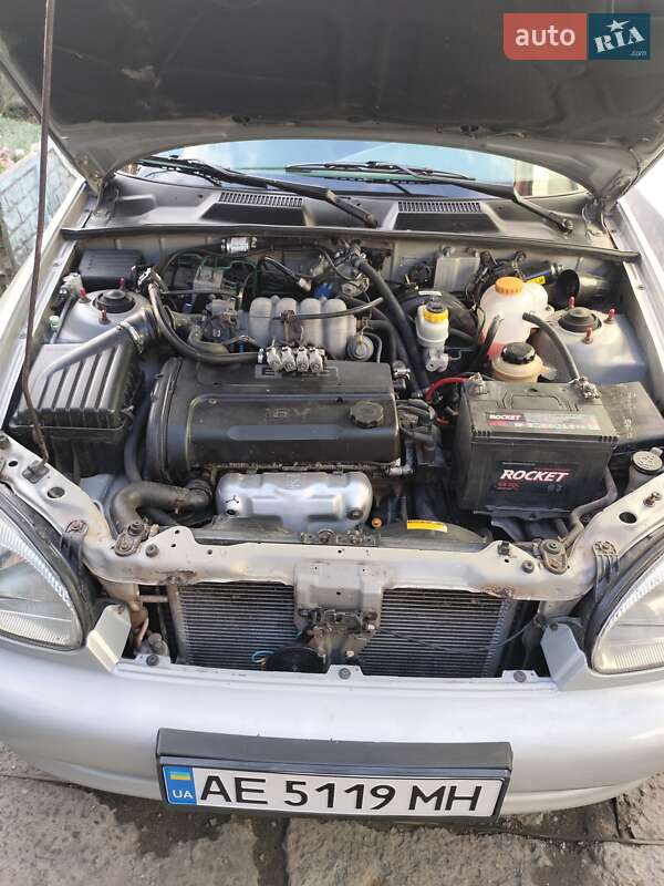 Седан Daewoo Lanos 2005 в Днепре