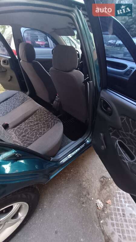 Седан Daewoo Lanos 2003 в Ужгороде