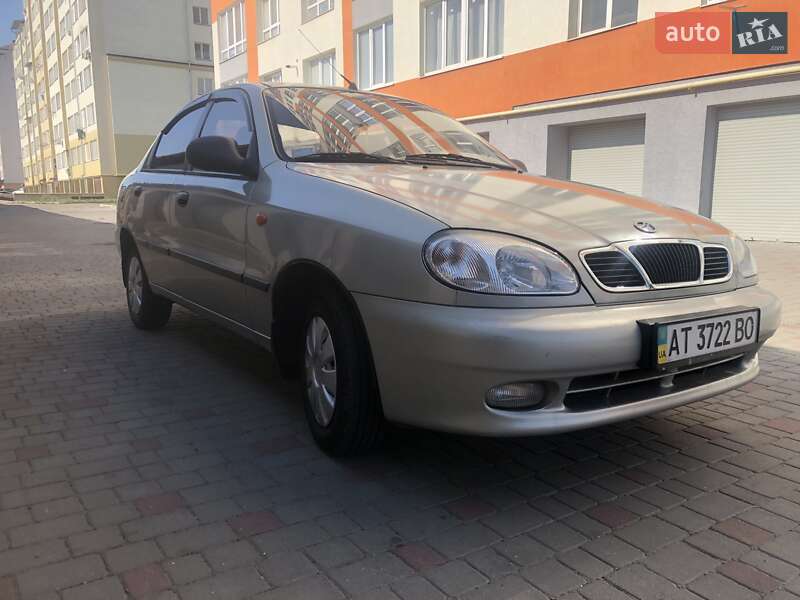 Седан Daewoo Lanos 2010 в Ивано-Франковске