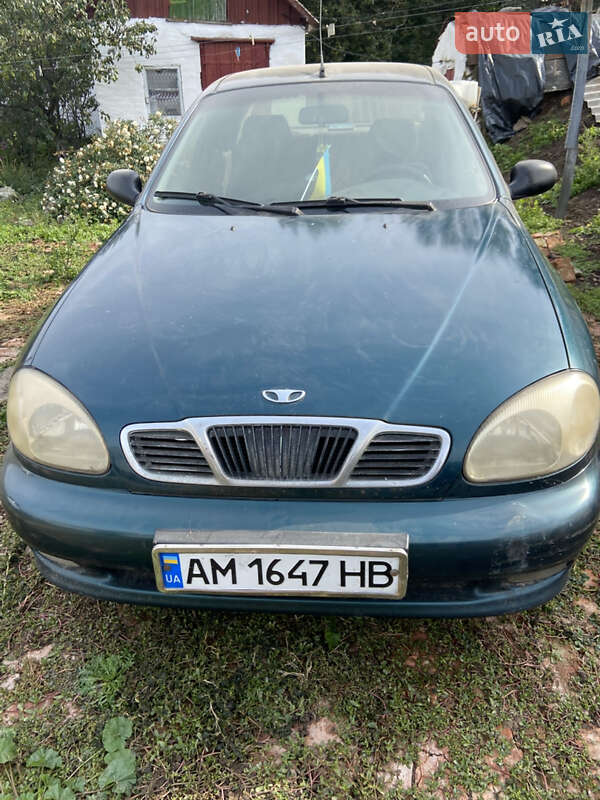 Седан Daewoo Lanos 2004 в Житомире