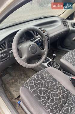 Седан Daewoo Lanos 2004 в 