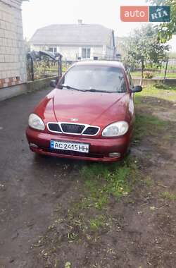 Седан Daewoo Lanos 2001 в Луцке