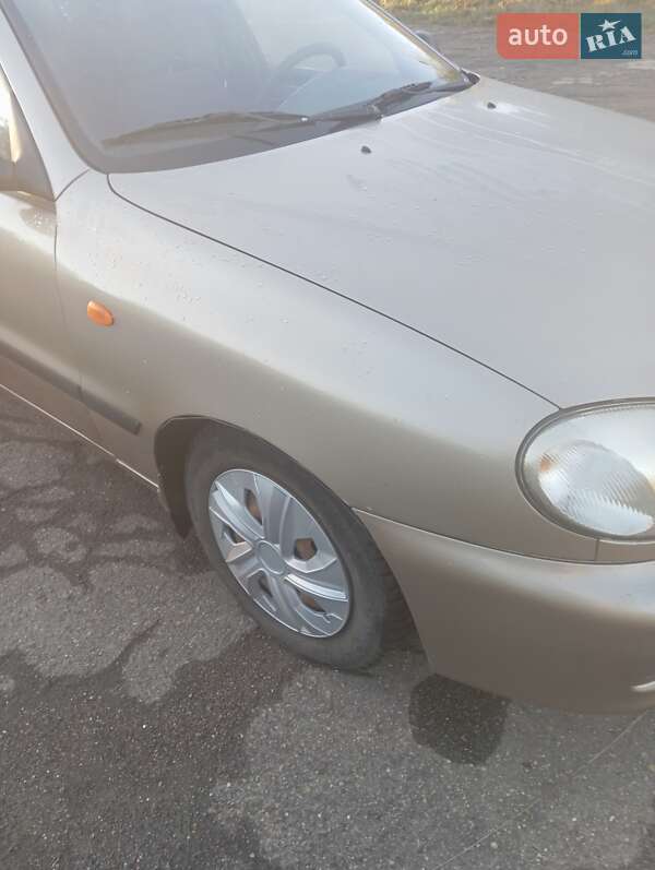 Седан Daewoo Lanos 2008 в Львові