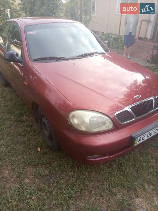 Седан Daewoo Lanos 2001 в Павлограде