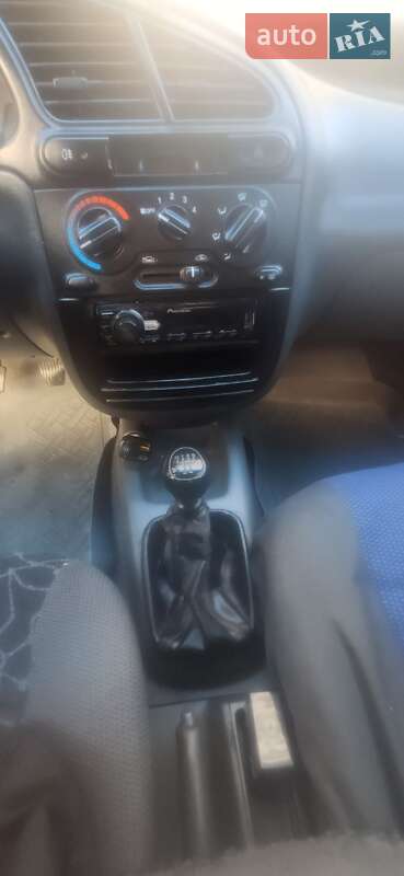 Седан Daewoo Lanos 2003 в Хмельницком