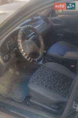 Седан Daewoo Lanos 2003 в 