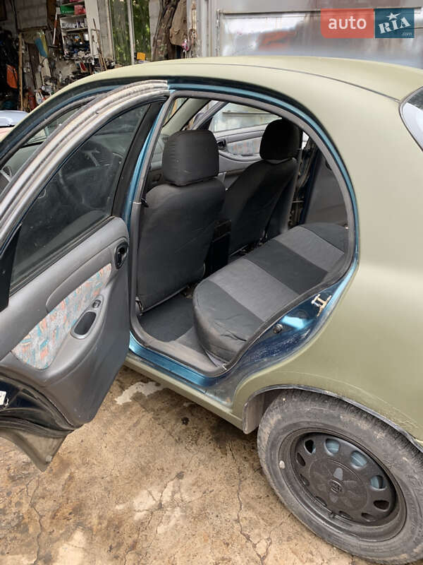Седан Daewoo Lanos 2005 в Днепре