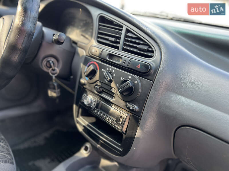 Седан Daewoo Lanos 2007 в Днепре