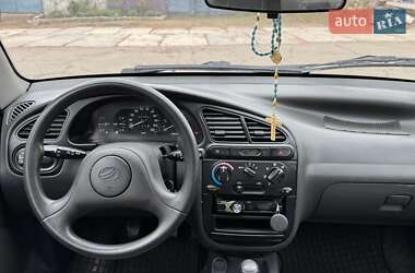 Седан Daewoo Lanos 2011 в 