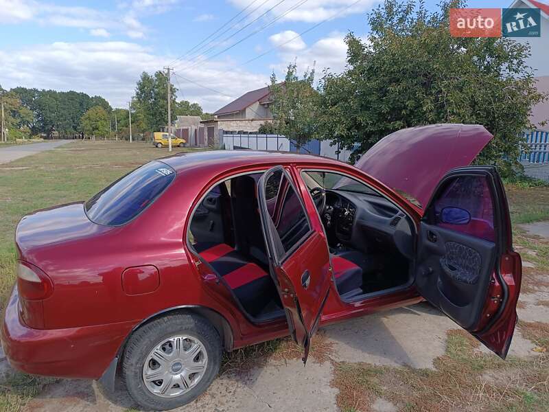 Седан Daewoo Lanos 2003 в Желтых Водах