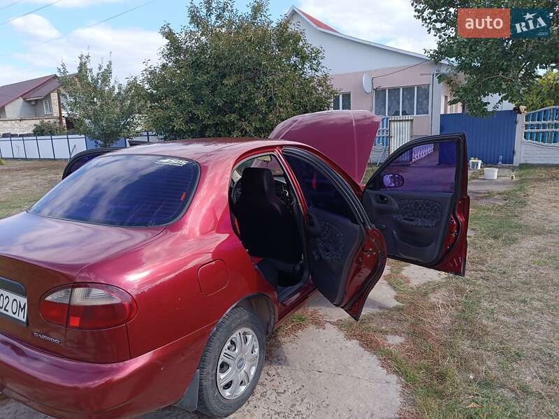 Седан Daewoo Lanos 2003 в Желтых Водах